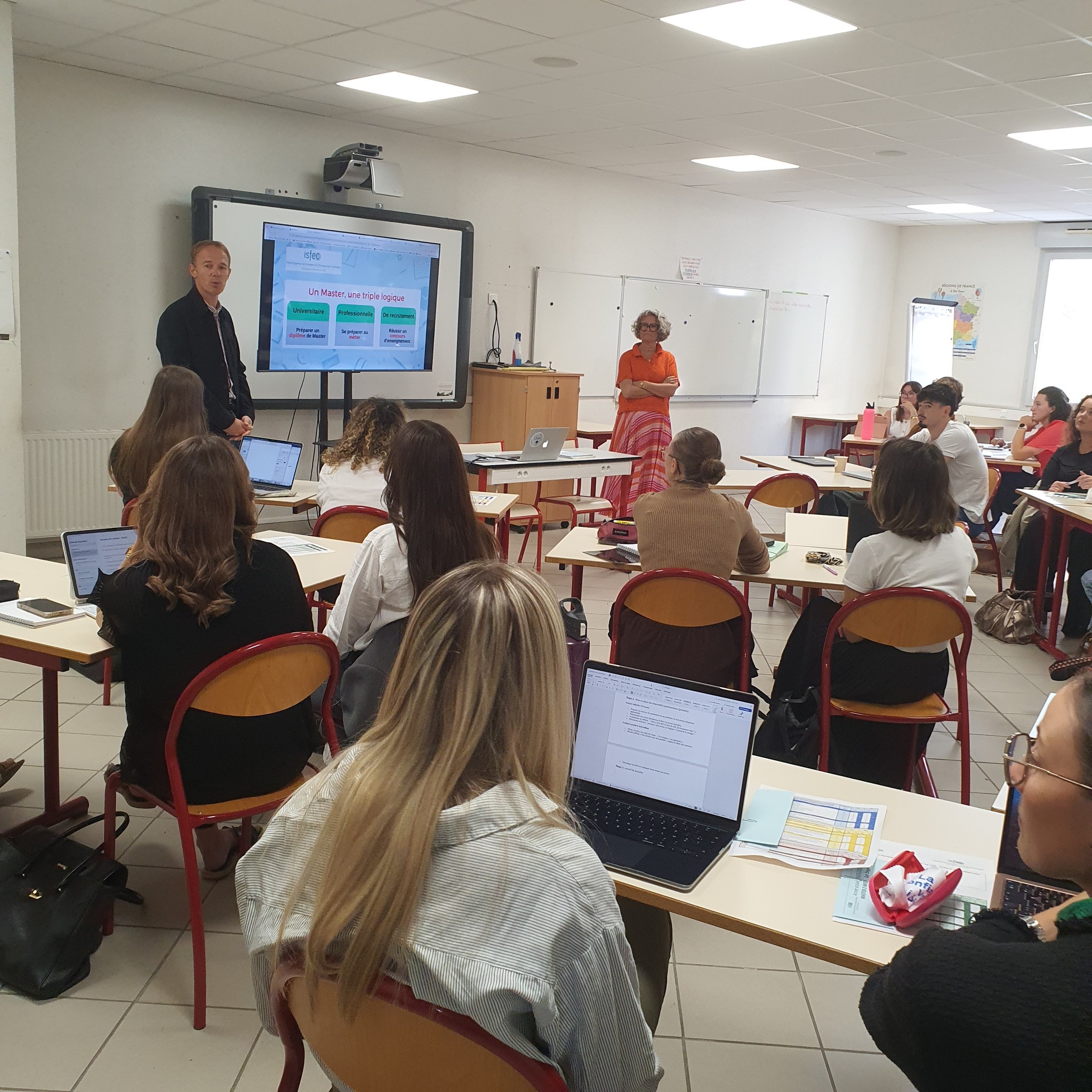Rentrée des étudiants en Master 2 MEEF : cap sur une année charnière ...